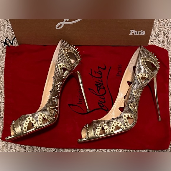 Christian Louboutin Circus City 100 Version Gold size 37 Spikes Peep Toe. - Picture 4 of 11